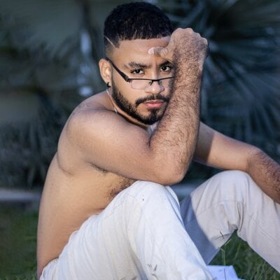 Little_Bear00 - Stripchat Boy 