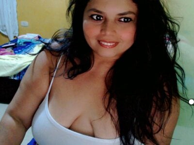 Yulieth_bbw - Stripchat Glamour Lovense Blowjob Girl 