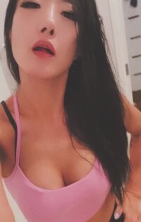 secretlyjenni's Offline Chat Room