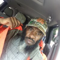 Itsthestripchatking's Offline Chat Room