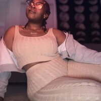 LtengtExtravaganza's Offline XXX Chat