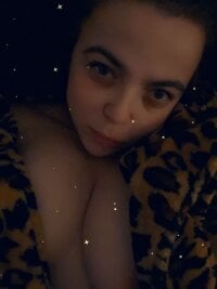 KingQueenBoo's Offline Chat Room