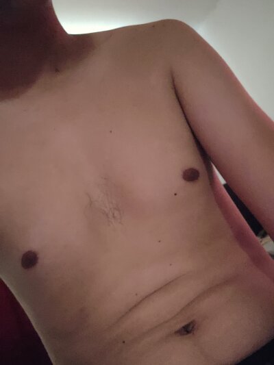 latinboy20 from stripchat