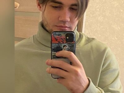 roger_gold_roger from stripchat