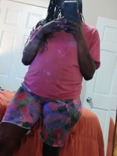 NiqueThaBaddie profile