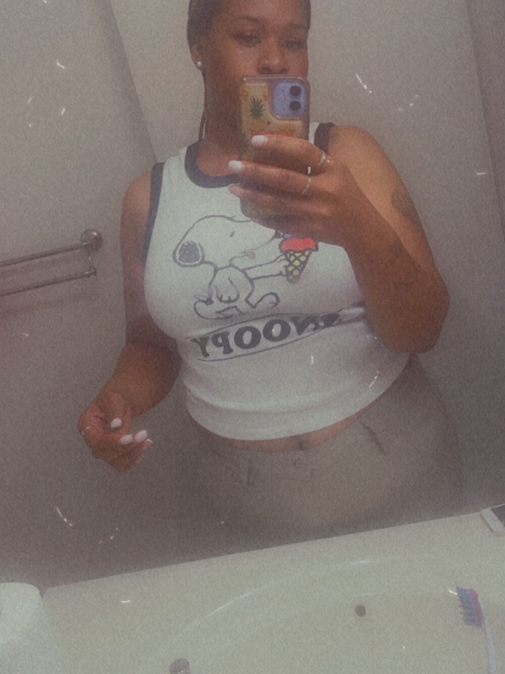 glamcambabes.com foreveryurst_ livesex profile in swiss-damn-its-expensive-for-me cams