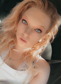 callielynn69's Offline Chat Room