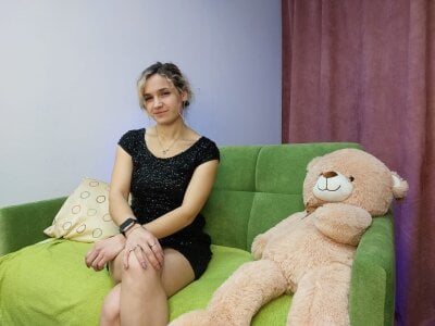 Milka_Blond - russian young