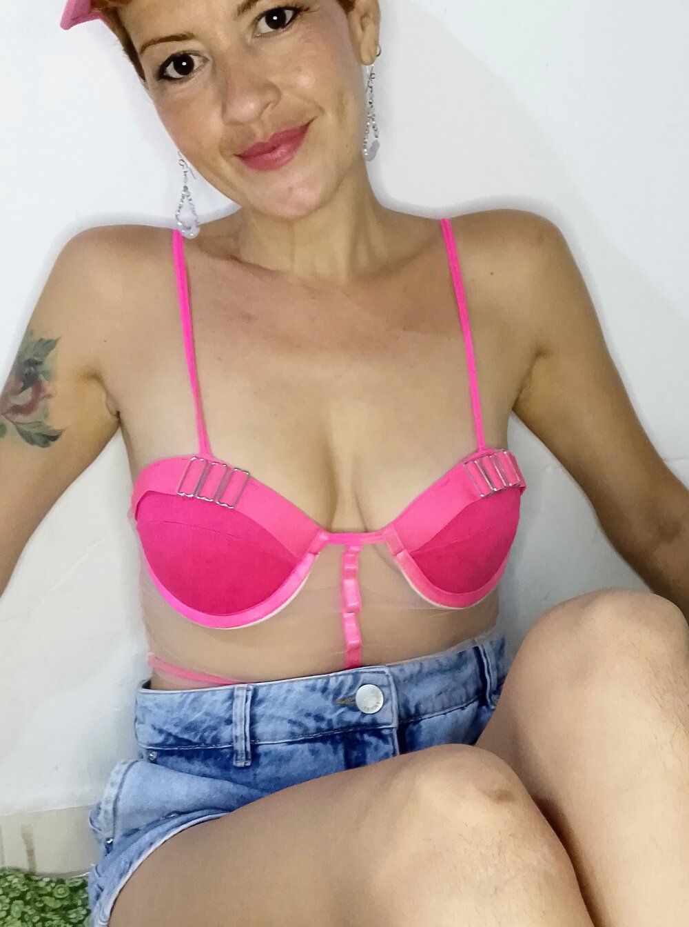 Live sex webcam photo for rubyhall #290309308