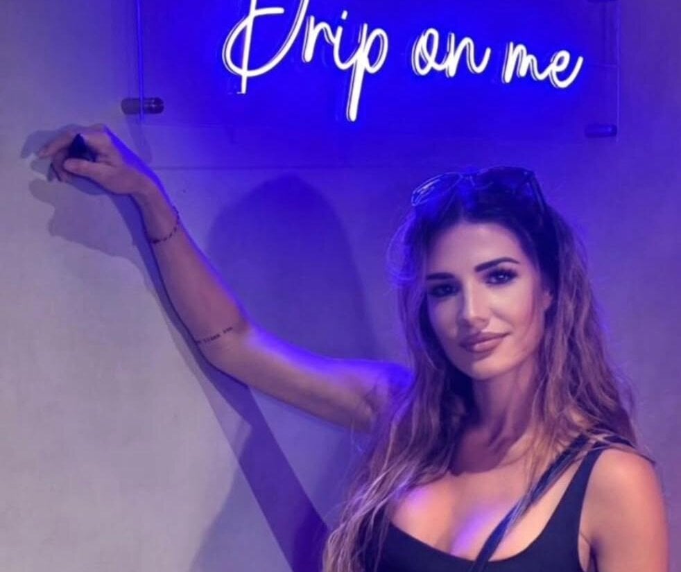 Watch MissBinx live on cam on StripChat