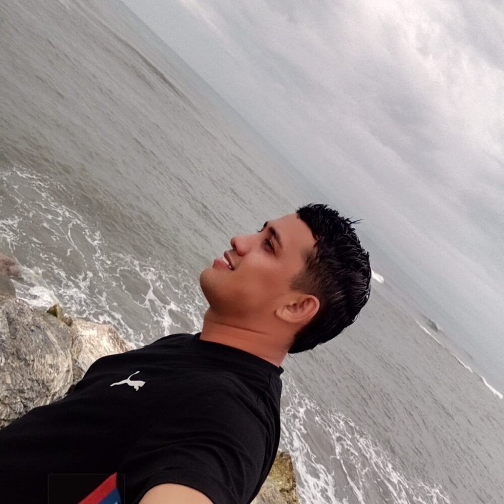 zarsexy's Offline XXX Chat