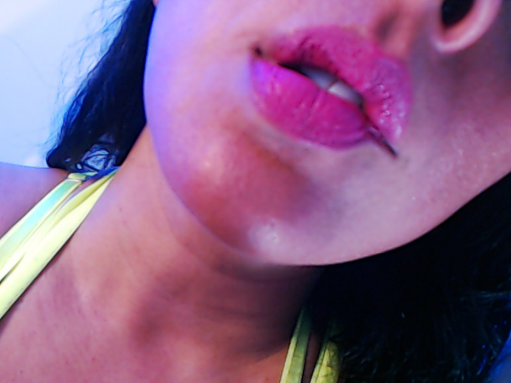Victoria_Ferrer profile