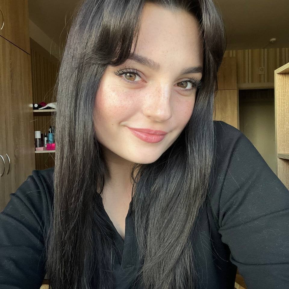 sexcityguide.com ednacardo livesex profile in housewives cams