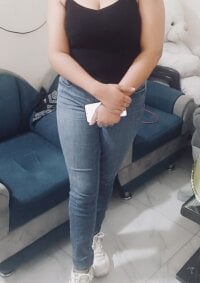Pari_Kaur's webcam live show