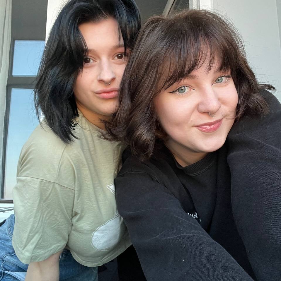 Live sex webcam photo for MikiKira #289070832