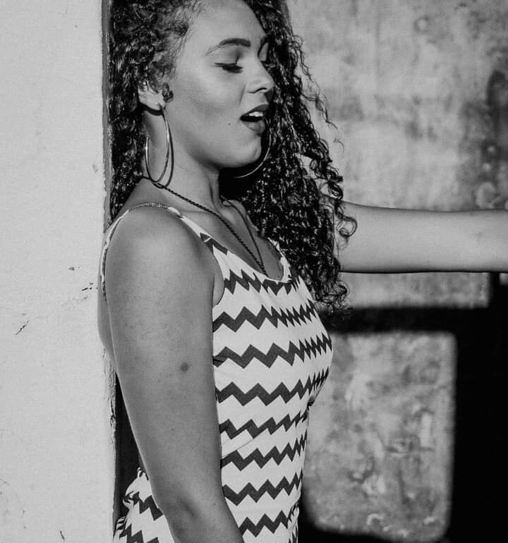 Live sex webcam photo for Melli1901 #289919708