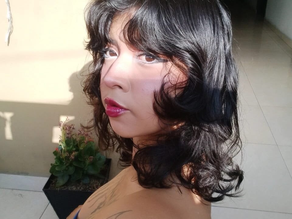 gabriela_cortez 離線 XXX 聊天