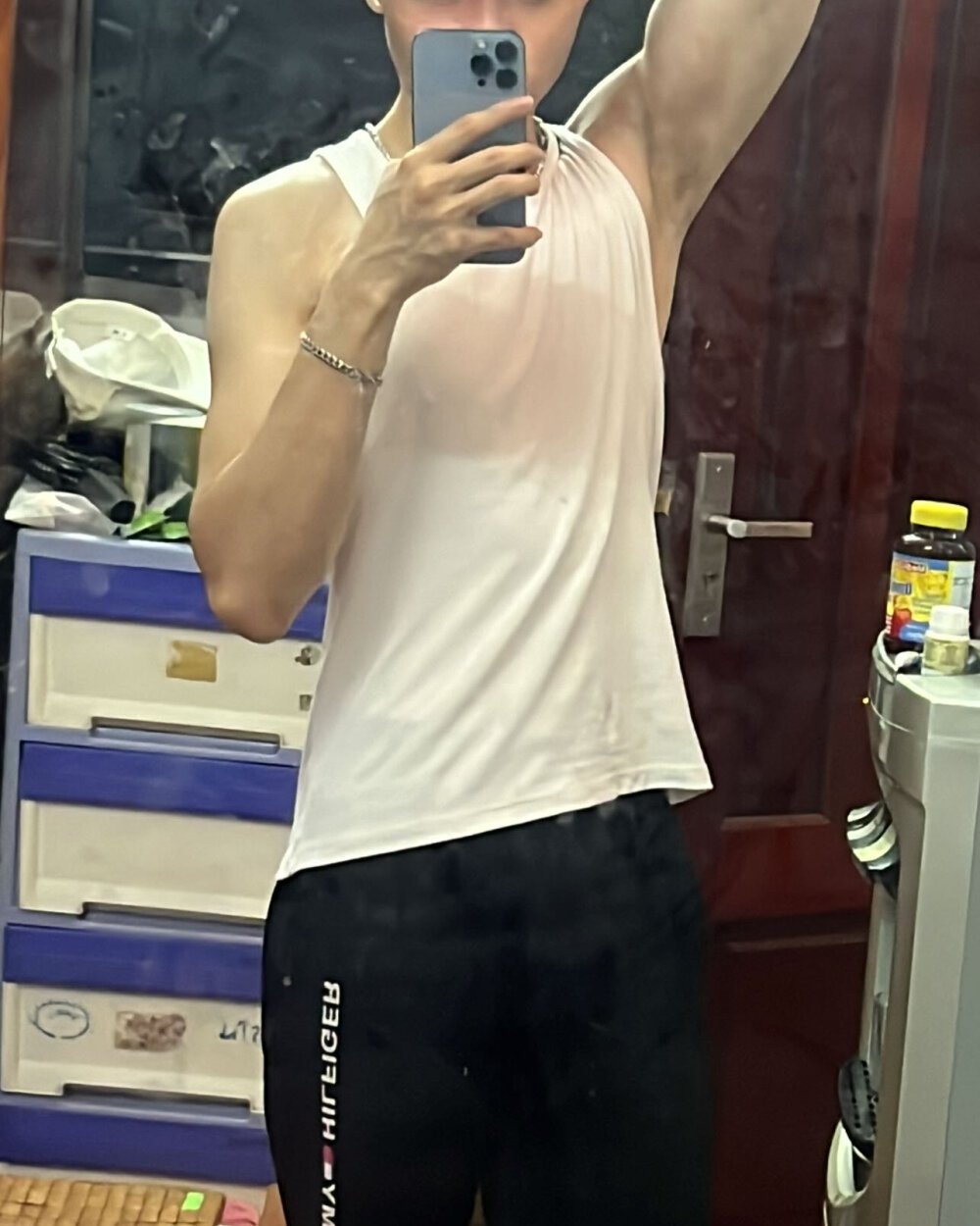 anhduc2k555 from stripchat