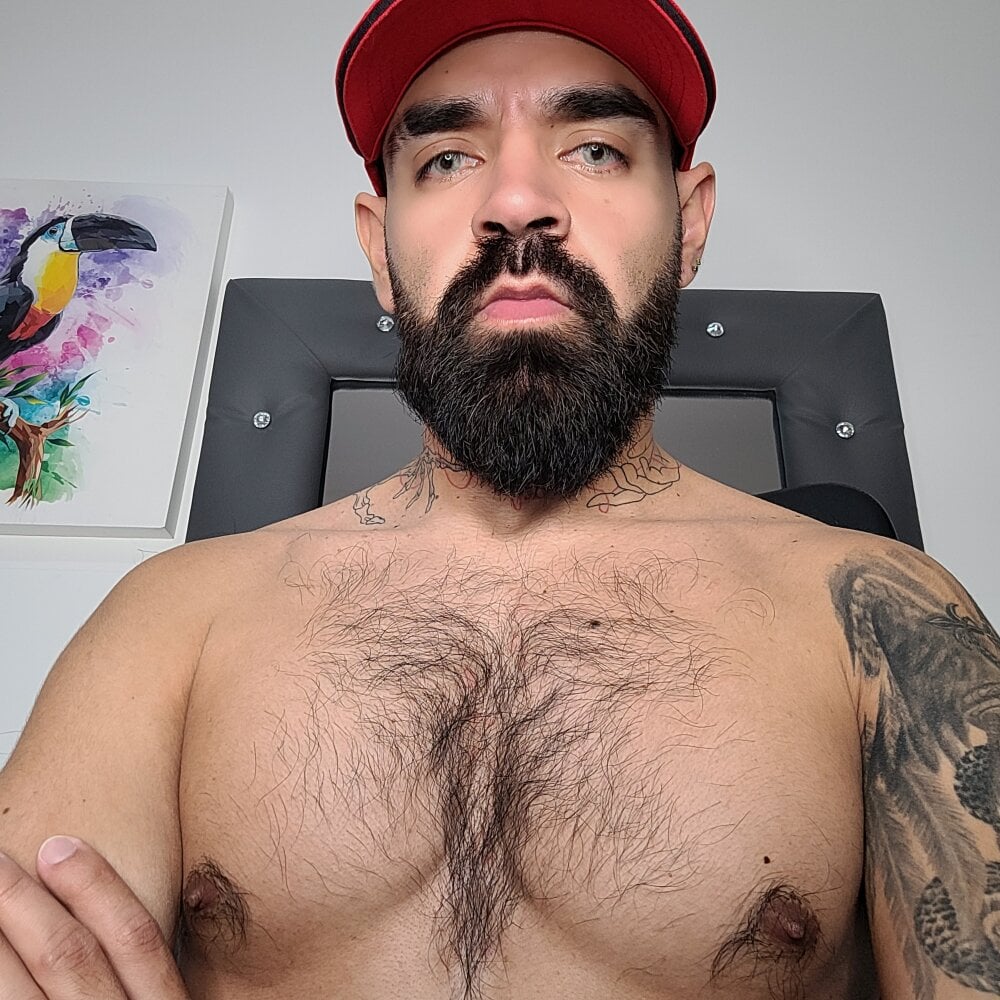 alexanderbrownn profile