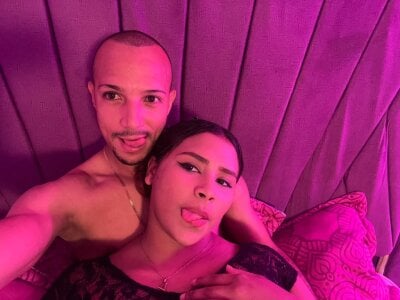 SANJUHUNTER1 - Stripchat Couple 