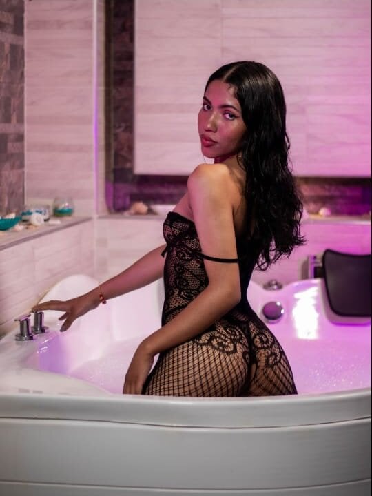 amateursex-livecam.com nata_horny livesex profile in valinor-where-else cams