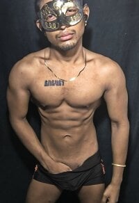 Model sam_honey5