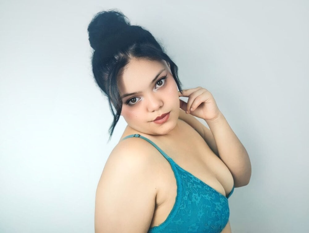 1astrid profile