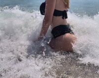 _Holy_Moans_'s webcam live show