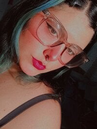 SweetSinners16's Offline Chat Room
