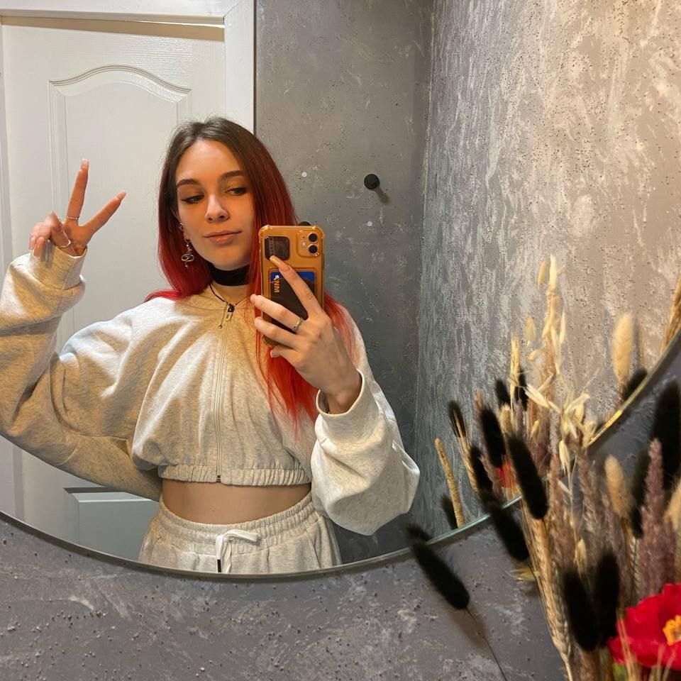 olivia_hurt from stripchat