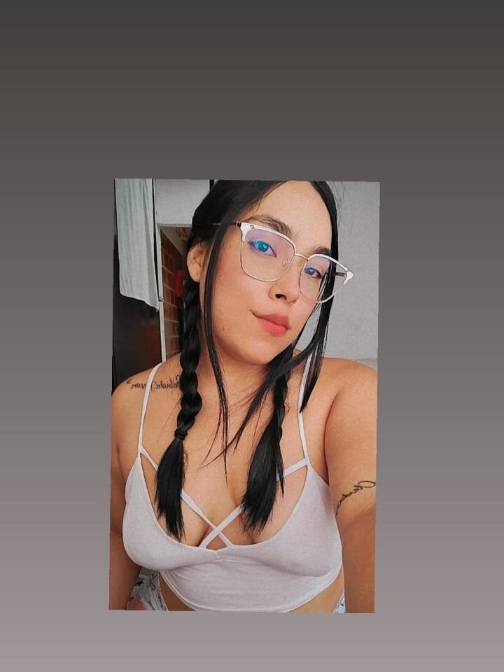 lucianaavelez profile