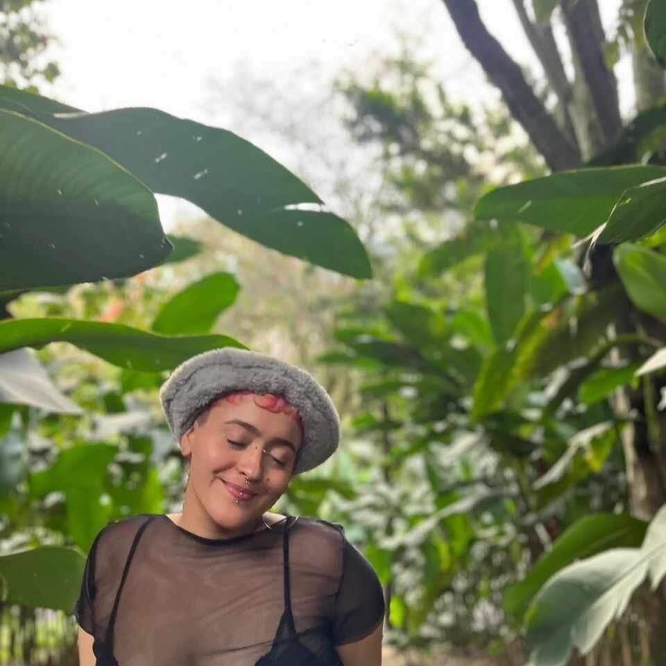 Live sex webcam photo for Blue_shine #285389909