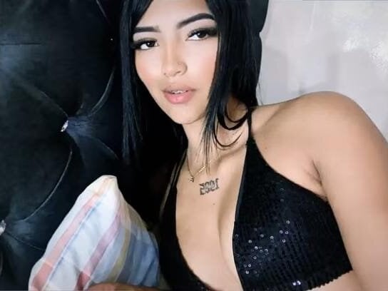 Live sex webcam photo for AlanaRosse #289812338