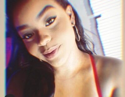 NaomiiBoobs