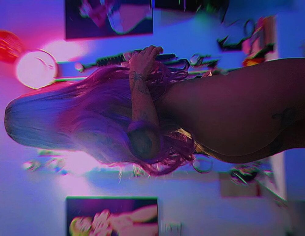 missstefh_777 webcam profile - Japanese