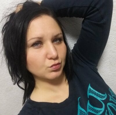 Holly_Bette - Stripchat Best Blowjob Cam2cam Girl 