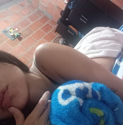 Caro_hot24