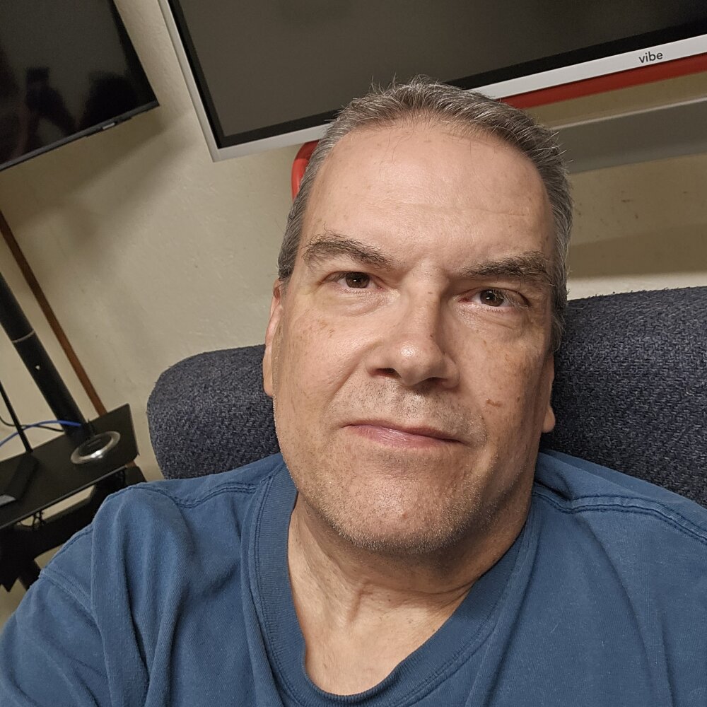 TrophyHusband69's most recent online preview