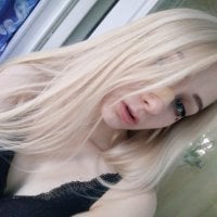 KawaiiBae's Offline Chat Room