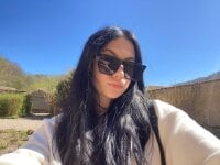 DreamLiya's Offline Chat Room