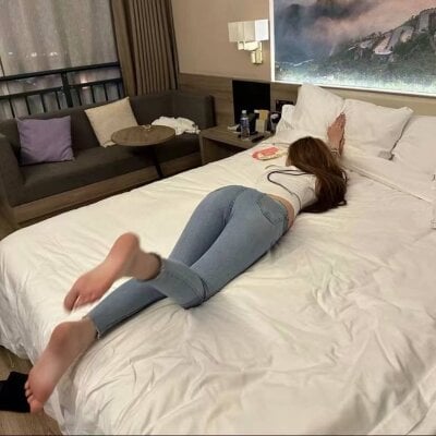 Josephine18 on StripChat