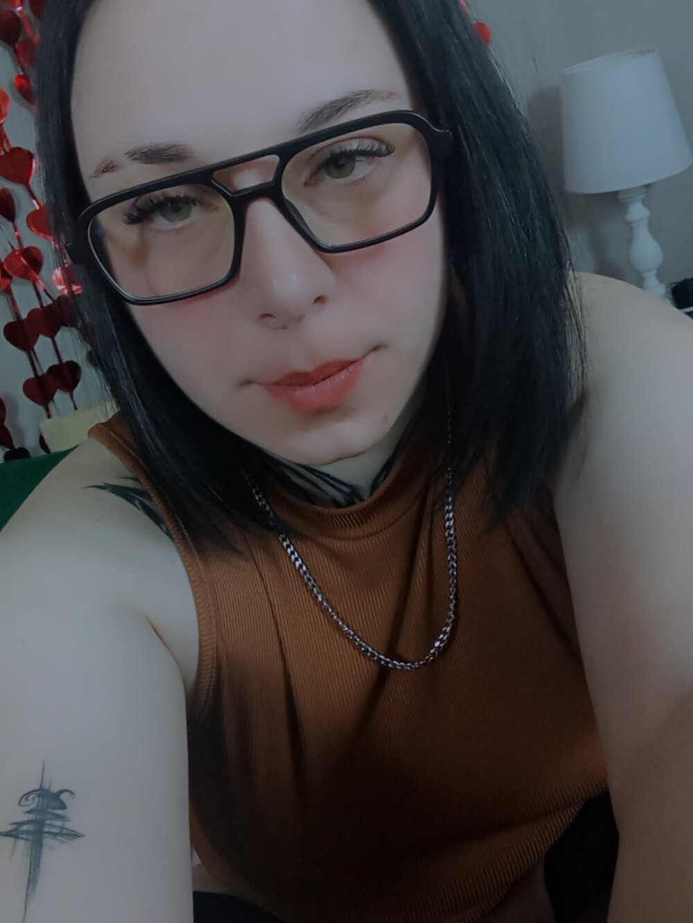 MillaSouretyのオフラインXXXチャット