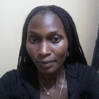 Petite_ebonny's Offline Chat Room