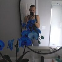 Justme_8519's webcam live show