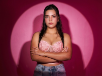 VaiaLowell élő XXX-chatje