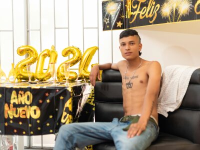 Paul_Boy 🥙 online chat