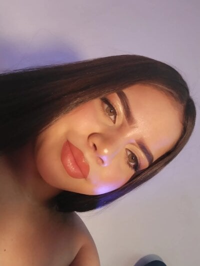 tessa_pink from stripchat