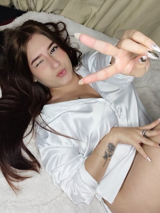 mysticdoll6_ from stripchat