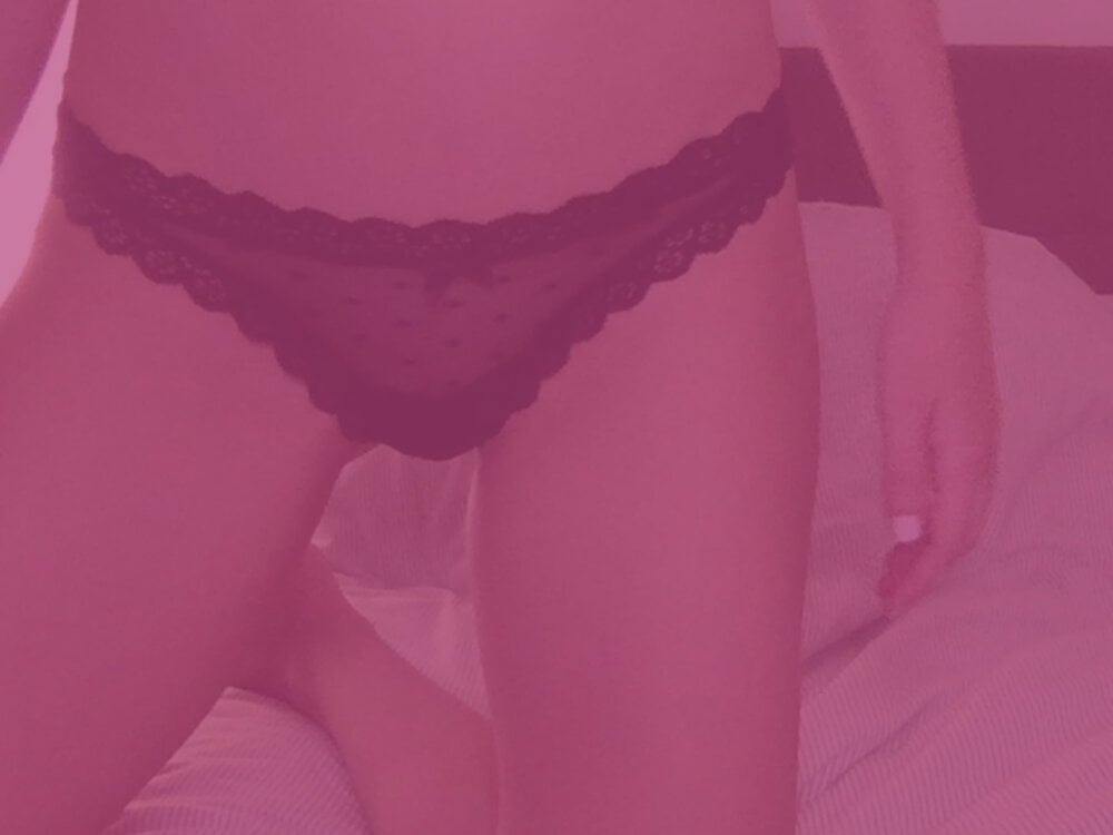 free6cams.com martimartinaxx livesex profile in white-hair cams