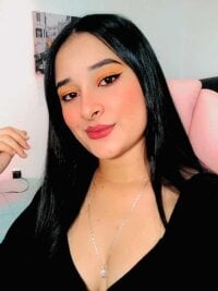 Katyx69x's Offline Chat Room